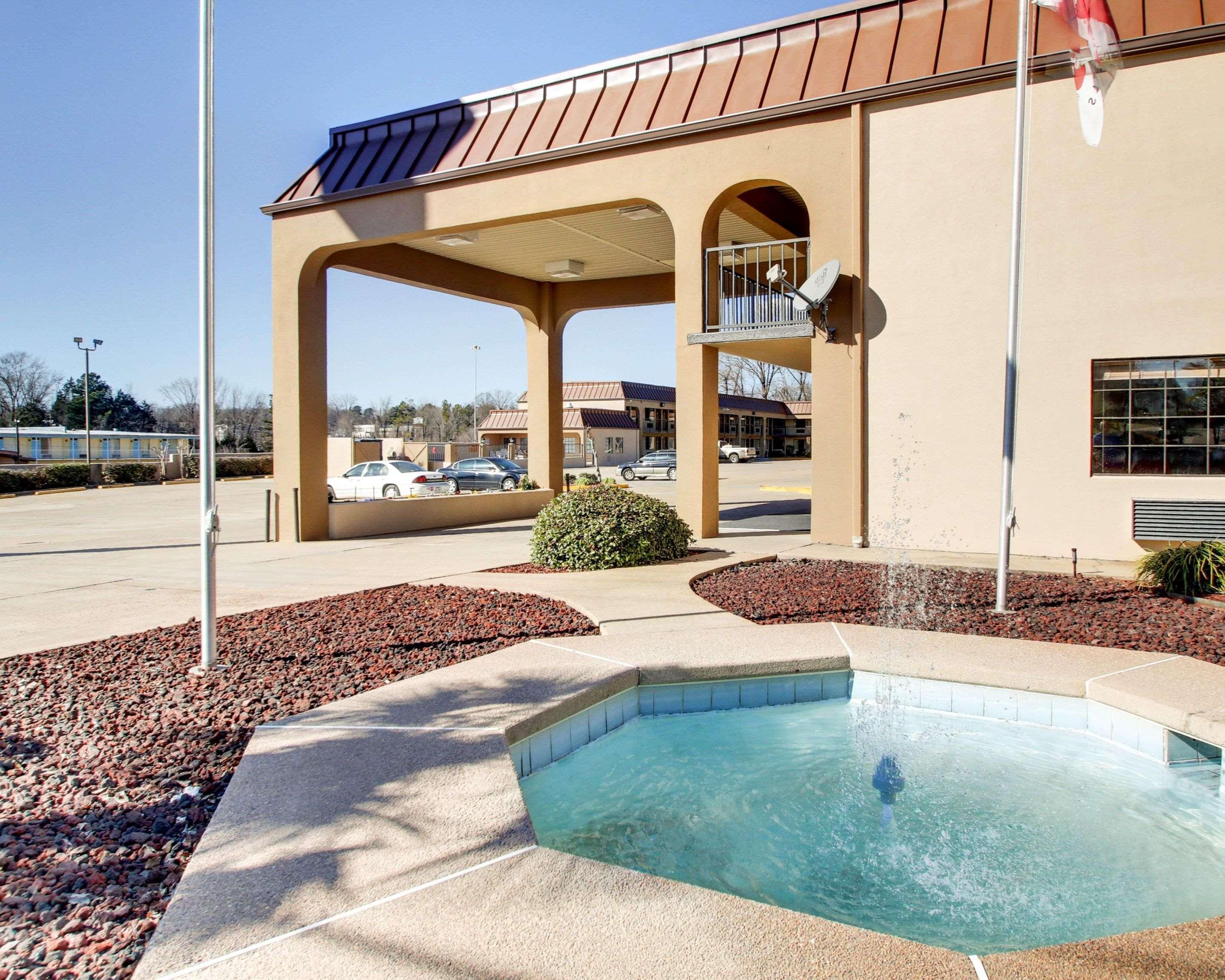 Econo Lodge ויקסבורג מראה חיצוני תמונה