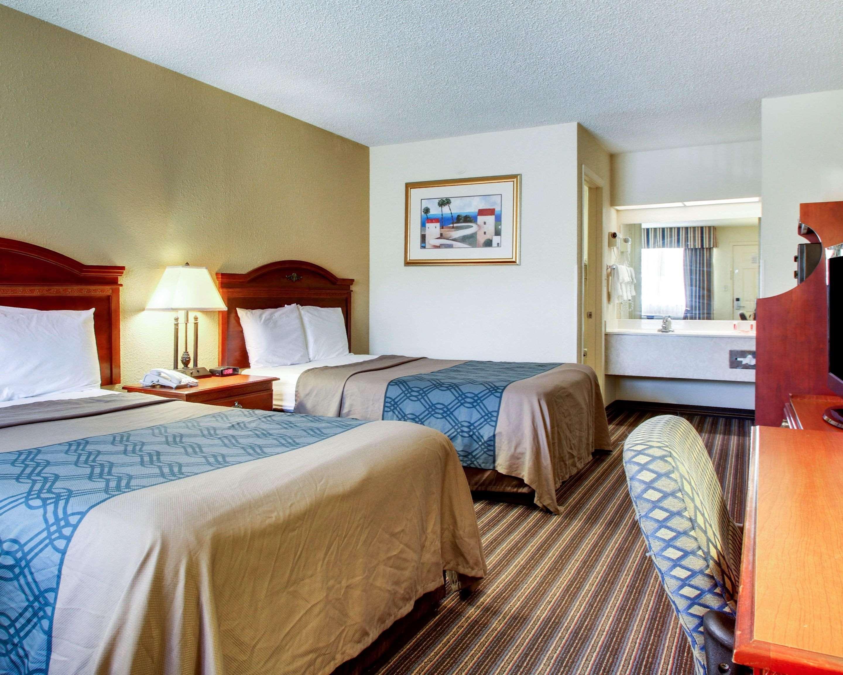 Econo Lodge ויקסבורג מראה חיצוני תמונה