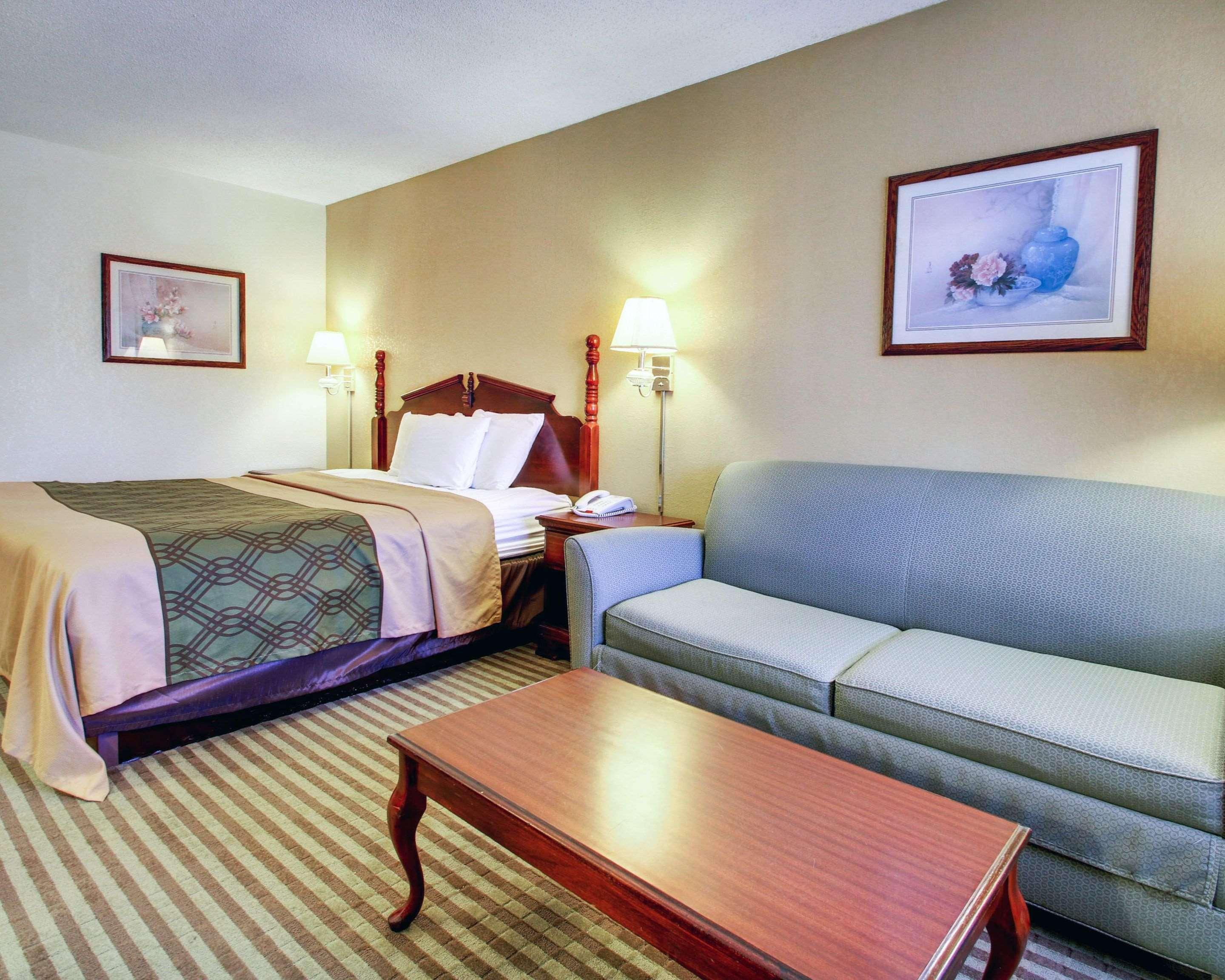 Econo Lodge ויקסבורג מראה חיצוני תמונה